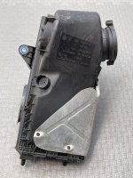 Volkswagen / Touareg / Корпус воздушного фильтра