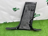 Audi / A6 / Накладка стойки