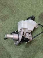 Volkswagen / Tiguan / Бачок для тормозной жидкости