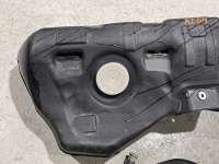 BMW / 3-Series / Бак топливный