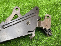 Mercedes-Benz / 190e / Рычаг ручника