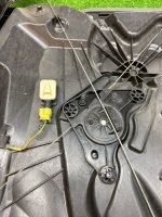 Volkswagen / Touareg / Стеклоподъемный механизм