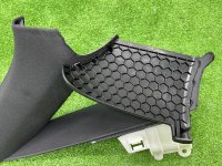 Audi / A4 / Накладка стойки