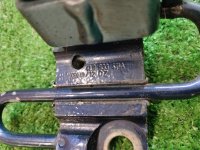 Audi / Q7 / Петля двери