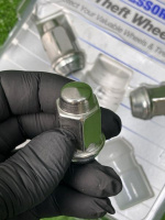 Ford / EXPLORER / Болт колесный