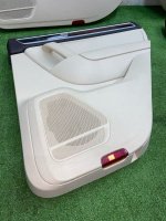 Volkswagen / Touareg / Комплект обшивок двери