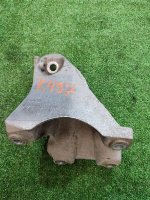 Audi / Q7 / Опора двигателя