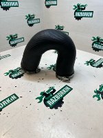 Volkswagen / Touareg / Патрубок интеркулера