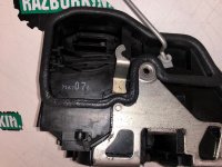 BMW / X3 / Замок боковой двери