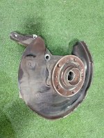 Audi / Q3 / Кулак поворотный