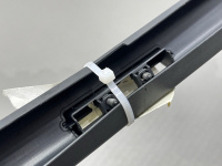 Audi / A6 / Облицовка проема стекла двери