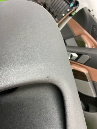 BMW / X5 / Обшивка двери