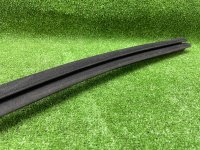 Chevrolet / Tahoe / Уплотнитель стекла двери