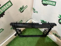 Volkswagen / Touareg / Дефлектор радиатора Volkswagen / Touareg / Дефлектор радиатора