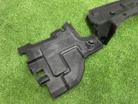 BMW / 7-Series / Воздуховод радиатора