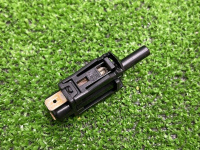 Mercedes-Benz / 190e / Датчик открытия двери