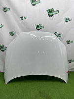 Audi / Q7 / Капот