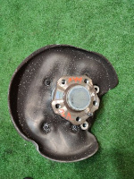 Audi / A5 / Кулак поворотный