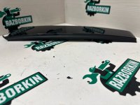 Audi / Q3 / Накладка стойки двери