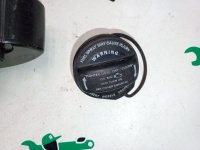 Porsche / Cayenne / Лючок топливного бака