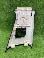 BMW / 7-Series / Накладка стойки