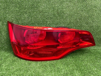 Audi / Q7 / Фонарь задний