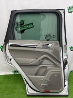 Porsche / Cayenne / Дверь боковая