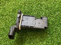 Chevrolet / Tahoe / Датчик массового расхода воздуха