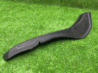 BMW / 3-Series / Водосток крышки багажника