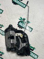 BMW / X1 / Замок двери