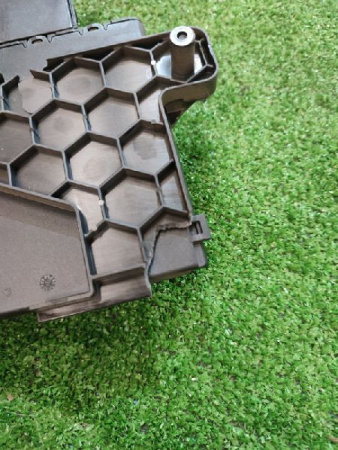Volkswagen / Touareg / Стабилизатор напряжения