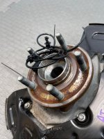 Ford / EXPLORER / Кулак поворотный