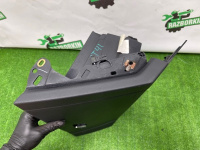 Audi / A6 / Бардачок