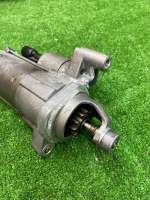 Audi / Q8 / Стартер