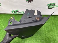 Audi / A6 / Бардачок