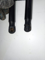 Audi / A6 / Амортизатор крышки багажника