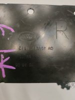 Land Rover / Range Rover Sport / Опорный кронштейн дуг багажника