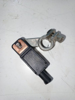 Land Rover / Range Rover Sport / Клемма аккумулятора