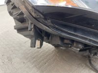 Audi / A6 / Фара