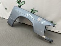 Mercedes-Benz / 190e / Крыло