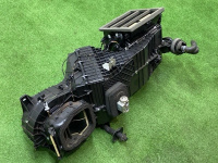 Volkswagen / Touareg / Печка салона