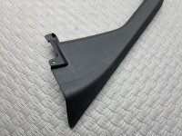 Audi / A6 / Облицовка проема стекла двери