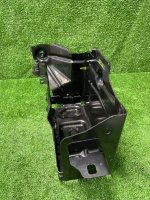 BMW / 3-Series / Кронштейн АКБ