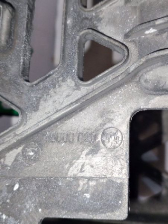 Porsche / Cayenne / Кронштейн магнитолы