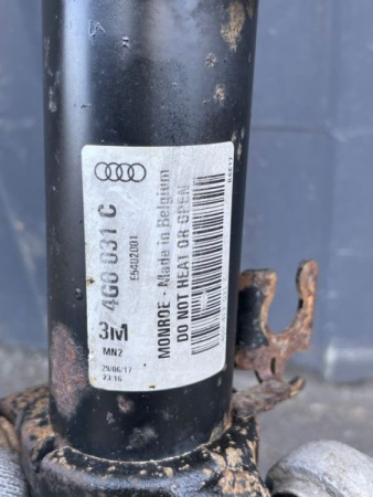 Audi / A6 / Стойка подвески