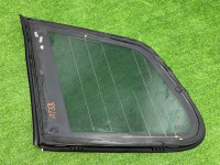Volkswagen / Touareg / Форточка кузова