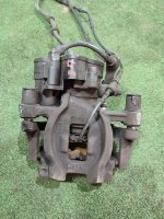 BMW / X1 / Суппорт тормозной