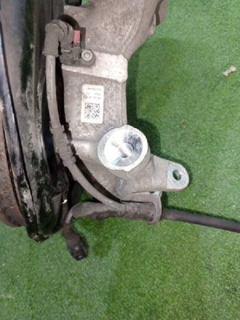 Volkswagen / Touareg / Кулак поворотный