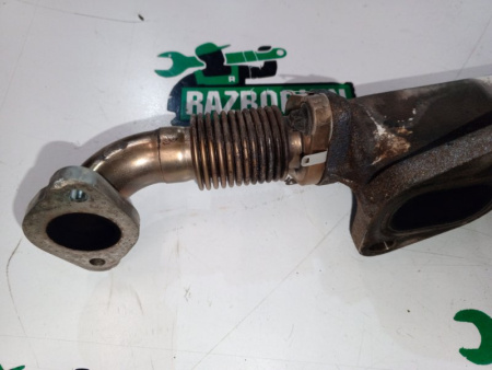 Mercedes-Benz / E-Class / Выпускной коллектор