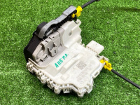 Audi / A5 / Замок двери комплект